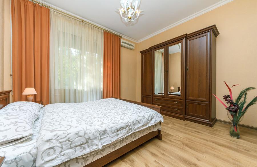 Two Bedroom Apartment On Liuteranska Street 키예프 외부 사진
